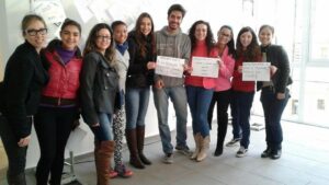 Alunos e professores promovem campanha sobre conscientização da amamentação. Foto. Paola Saldanha. 