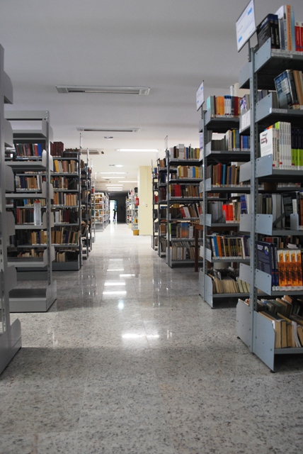 biblioteca1.jpg